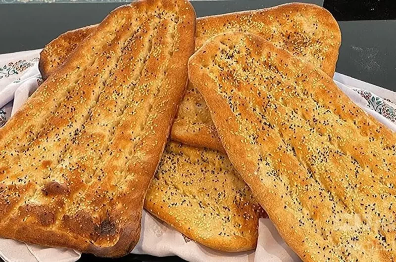 Barbari Bread Recipe (Persian Flatbread)